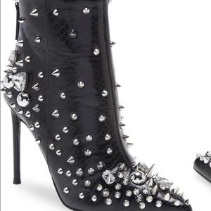 Brand New, Never work Steve Madden studded boots! Absolutely gorgeous shoe!!!!